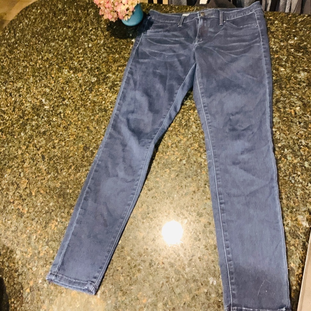 Women’s blue skinny jeans size 10 Mid-Rise stretch denim dark blue women’s pants